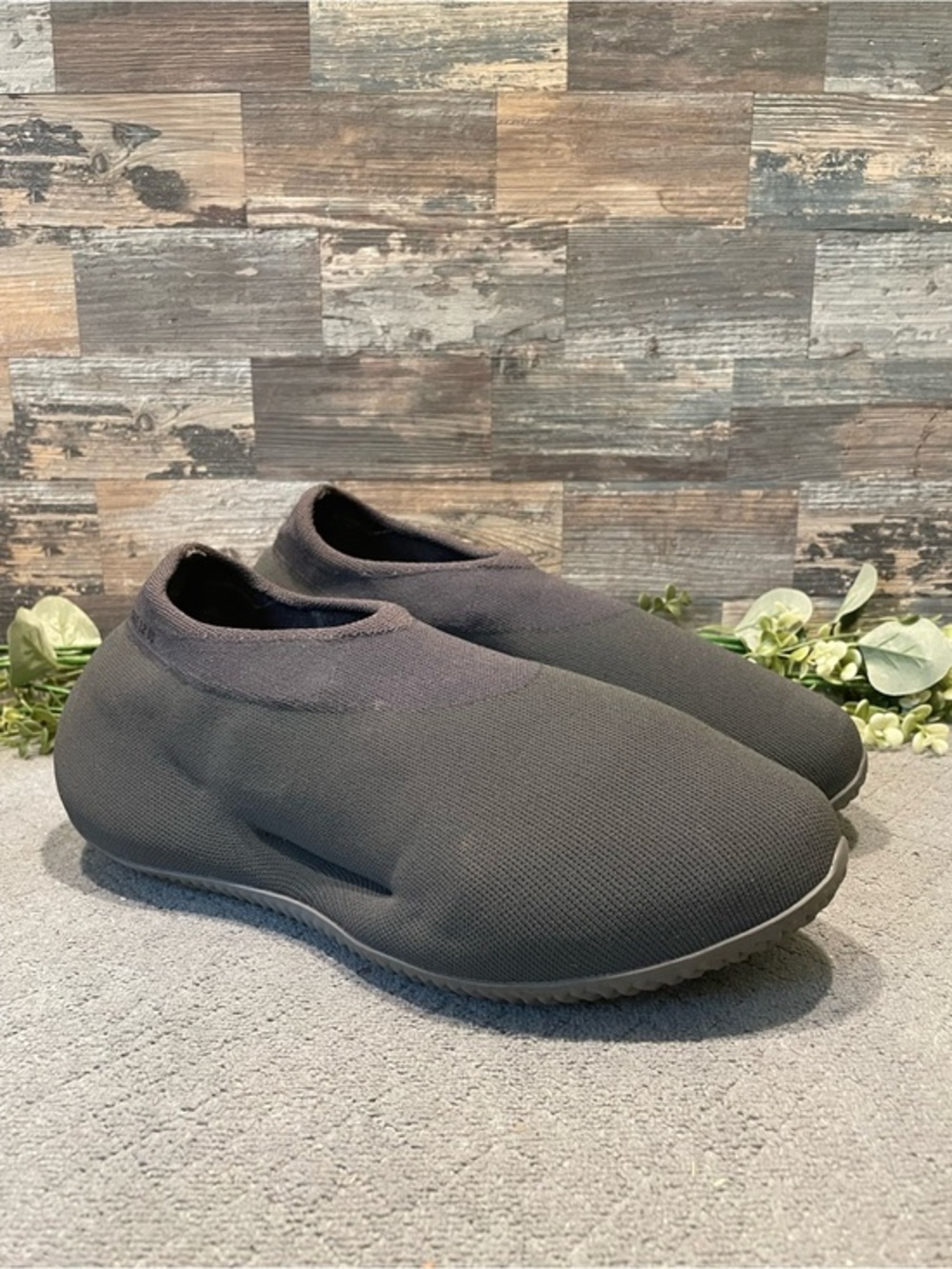 Yeezy Knit Runner “Stone Onyx” Sneakers Size 12 Men’s